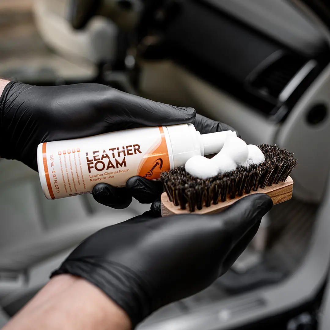 LEATHER CARE KIT Leather Cleaning & Care Set