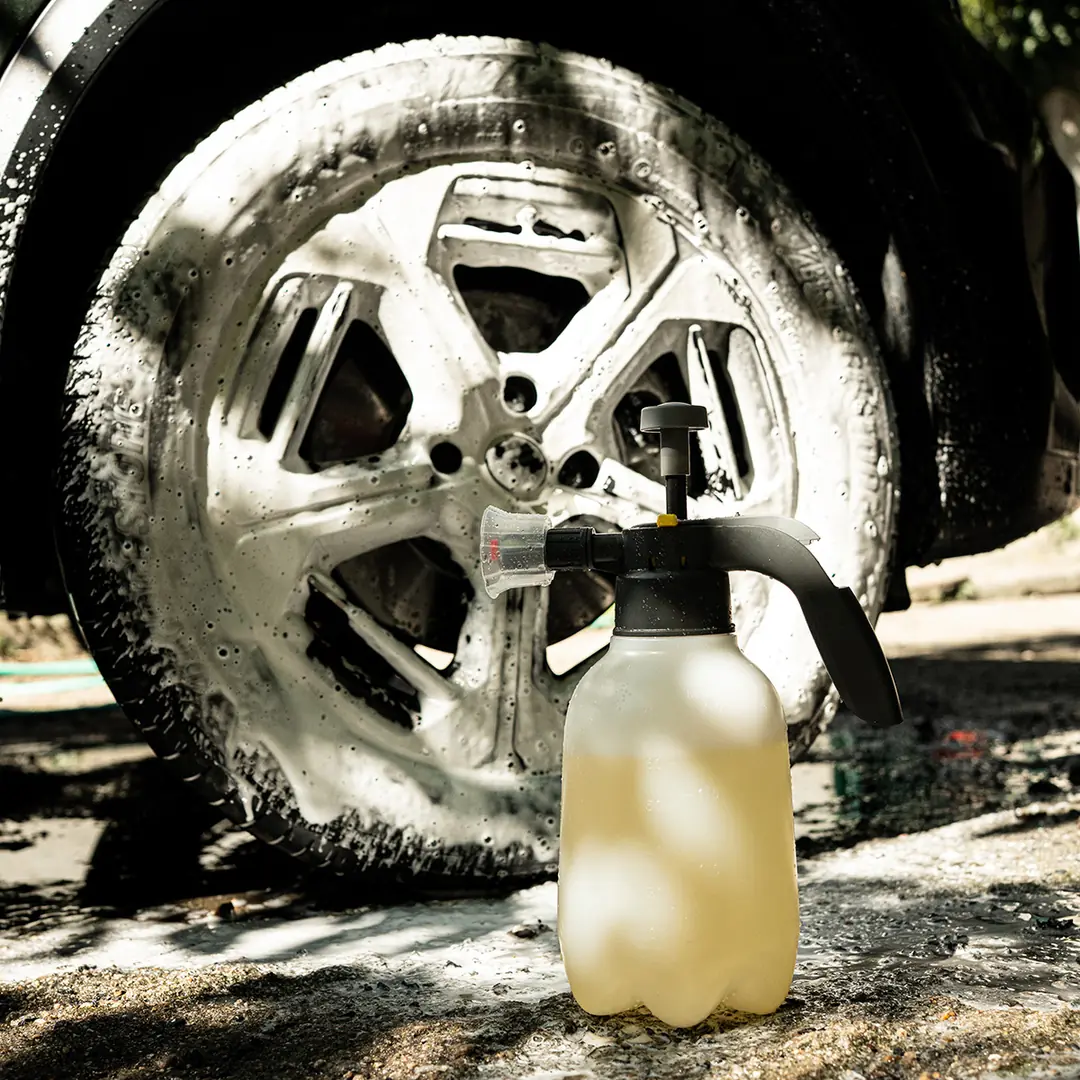 FORA 2+ Pressurized Foam Sprayer 2000 ml