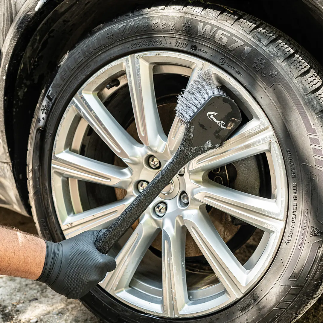 FENDER Wheel Arch Cleaning Brush - 50 cm