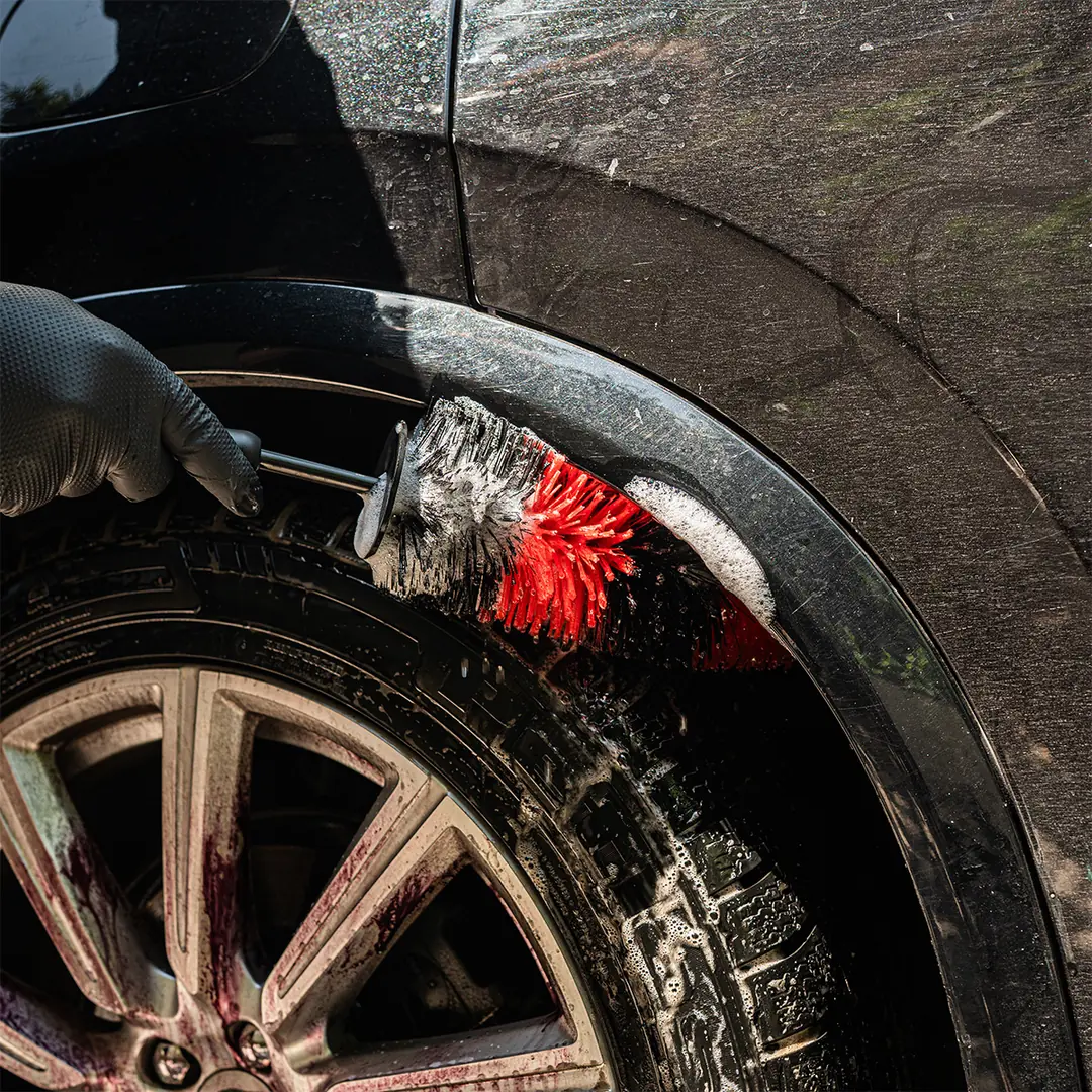 REACHER Wheel Cleaning Brush - 45 cm